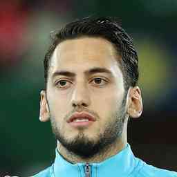 由美感到杀 由美感到杀