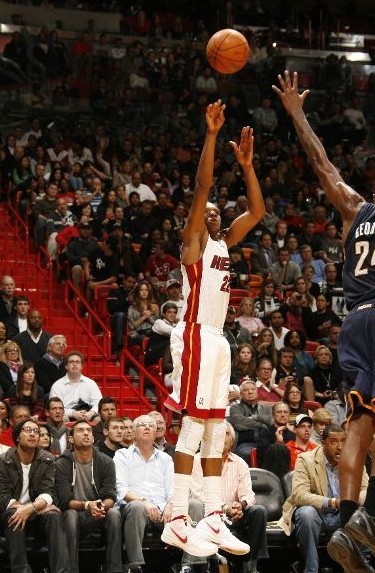 市场热度被 市场热度被